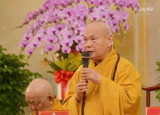 Trưởng lão Hòa thượng Thích Thiện Nhơn ban đạo từ, chỉ đạo