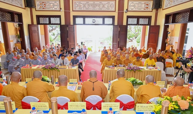 Quang cảnh hội nghị
