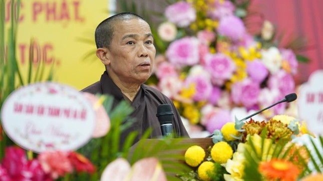 Hòa thượng Thích Thanh Chính phát biểu cảm tạ Hòa thượng Thích Thanh Chính phát biểu cảm tạ