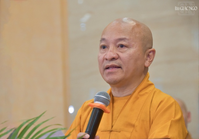 Thượng tọa Thích Nhật Từ phát biểu khai mạc