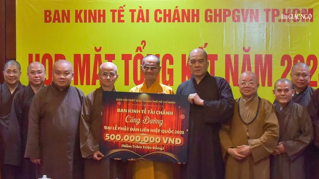 Ban Kinh tế - Tài chính cúng dường 500 triệu đồng đến Đại lễ Vesak Liên Hiệp Quốc