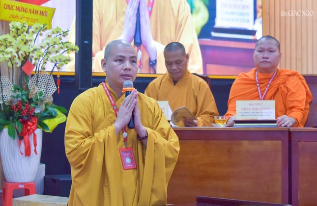 Đại đức Thích Minh Ân trình dự thảo chương trình hoạt động Phật sự năm 2025