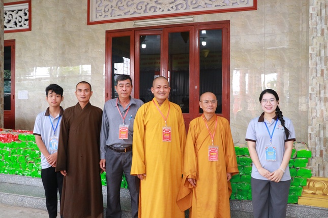 Chư tôn đức Ban Tổ chức