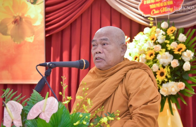 Hòa thượng Thích Giác Toàn ban đạo từ