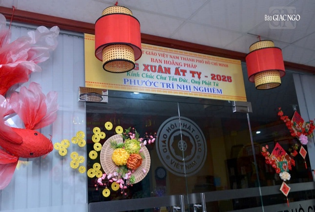 Cùng đón năm mới Ất Tỵ tràn đầy hỷ lạc