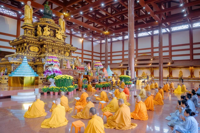 Pháp hội Dược Sư được tổ chức trang nghiêm tại chùa Quốc Ân Khải Tường