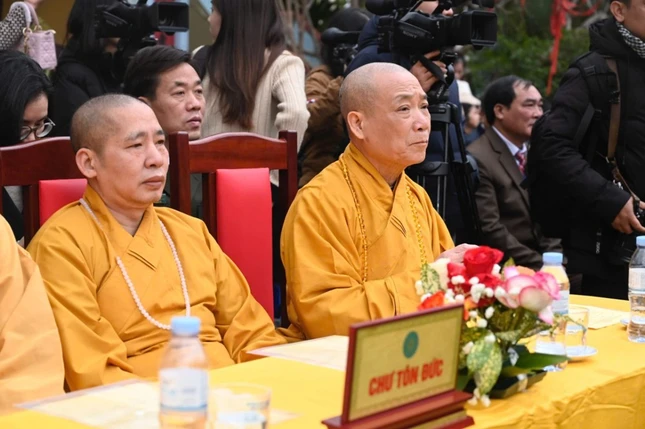 Chư tôn đức chứng minh, tham dự Chư tôn đức chứng minh, tham dự