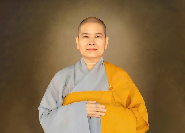 Ni trưởng Thích nữ Lệ Thủy