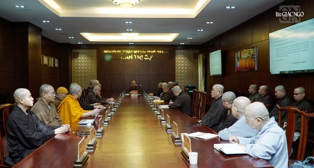 Quang cảnh buổi họp tại Việt Nam Quốc Tự Quang cảnh buổi họp tại Việt Nam Quốc Tự