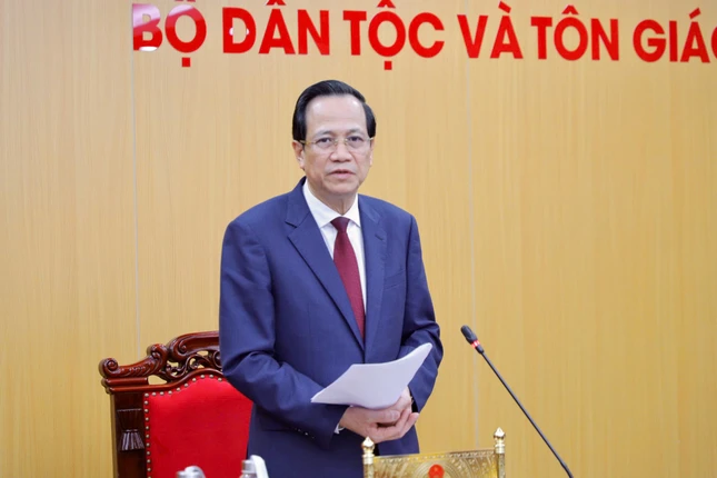 Bộ trưởng Đào Ngọc Dung chia sẻ về vai trò của Bộ Dân tộc và Tôn giáo tại buổi tiếp thân mật