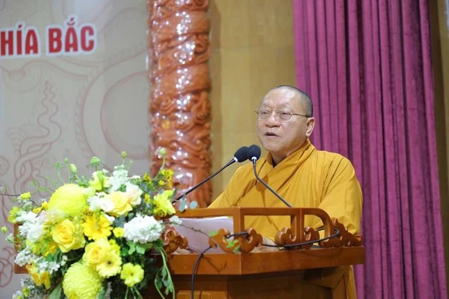 Hòa thượng Thích Gia Quang triển khai Thông bạch của Ban Thường trực Hội đồng Trị sự hướng dẫn việc tổ chức Đại lễ Phật đản