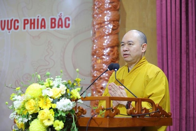Thượng tọa Thích Đức Thiện báo cáo kết quả hoạt động Phật sự Quý I năm 2025