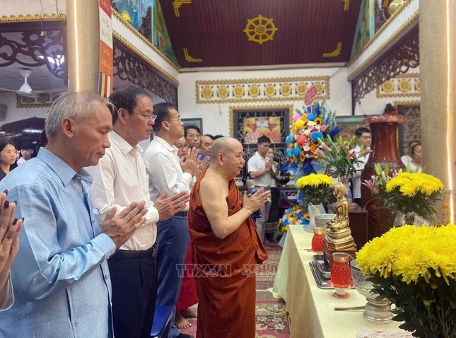 Lễ chúc Tết tại chùa Phổ Minh - Ảnh: TTXHVN Lễ chúc Tết tại chùa Phổ Minh - Ảnh: TTXHVN