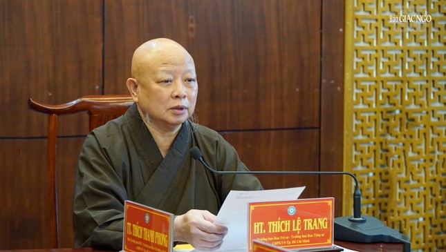 Hòa thượng Thích Lệ Trang chủ trì buổi họp Ban Thường trực