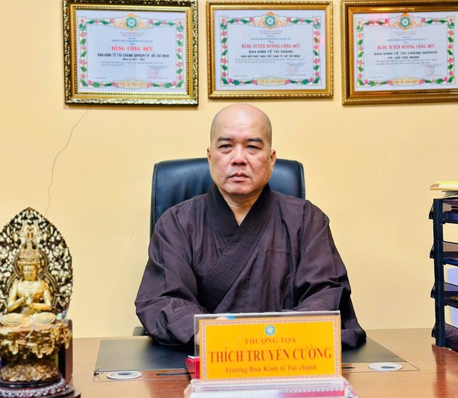 Thượng tọa Thích Truyền Cường - Trưởng ban Kinh tế - Tài chánh GHPGVN TP.HCM