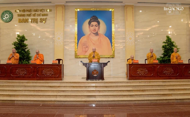 Hòa thượng Trưởng ban Trị sự GHPGVN TP.HCM phát biểu đúc kết Hòa thượng Trưởng ban Trị sự GHPGVN TP.HCM phát biểu đúc kết