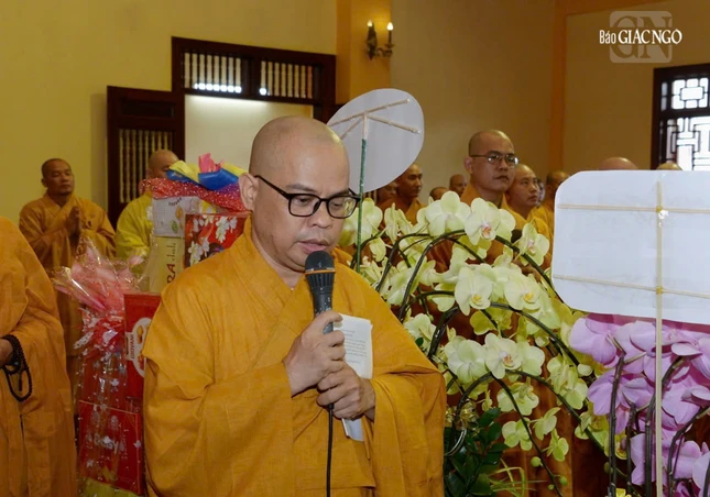 Buổi lễ cử hành tại Tổ đường Việt Nam Quốc Tự