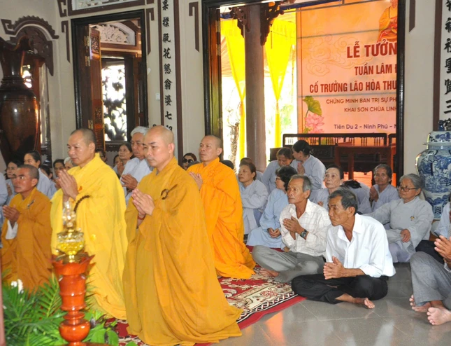 Thành kính đảnh lễ tưởng niệm