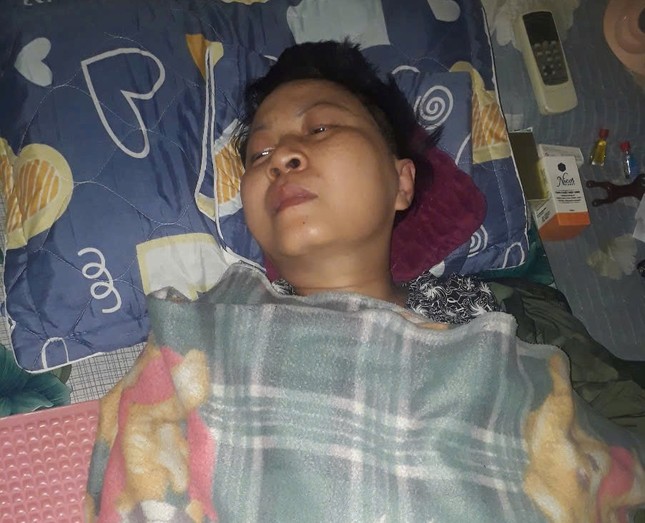 Chị Lê Thị Minh Hoa (sinh năm 1974) đang bị bệnh hiểm nghèo