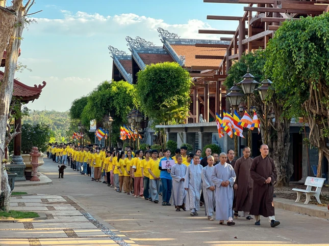 Khóa tu với nhiều hoạt động giáo dục ý nghĩa