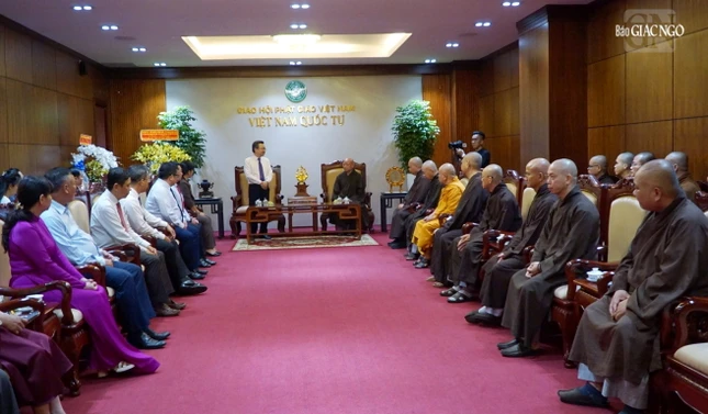 Phó Bí thư Thường trực Thành ủy TP.HCM Nguyễn Thanh Nghị chúc mừng Đại lễ Vesak Liên Hiệp Quốc 2025 và Phật đản Phật lịch 2569