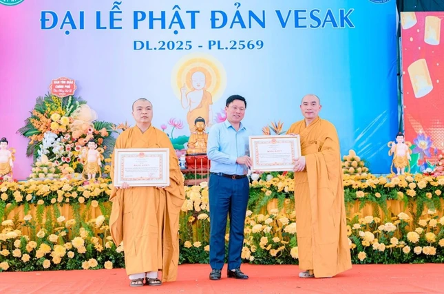 Nghệ An: Ban Trị sự Phật giáo tỉnh tổ chức trang nghiêm Đại lễ Phật đản Phật lịch 2569 ảnh 6