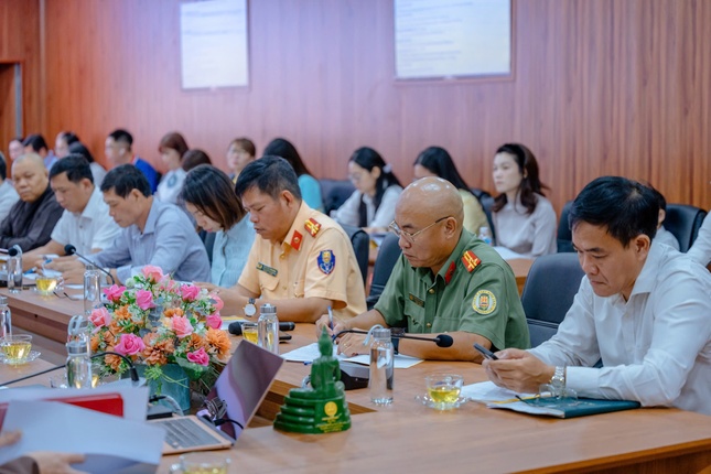 Đại diện các cơ quan hữu quan tham dự