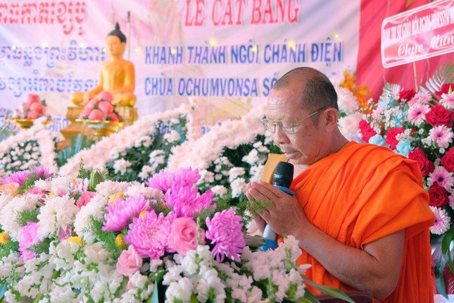 Hòa thượng Lý Long Công Danh phát biểu khai mạc