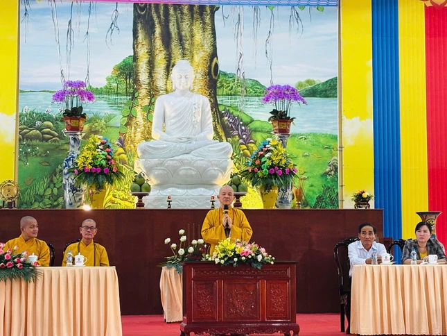 Hòa thượng Thích Minh Thiện ôn lại truyền thống lịch sử vẻ vang của dân tộc Việt Nam