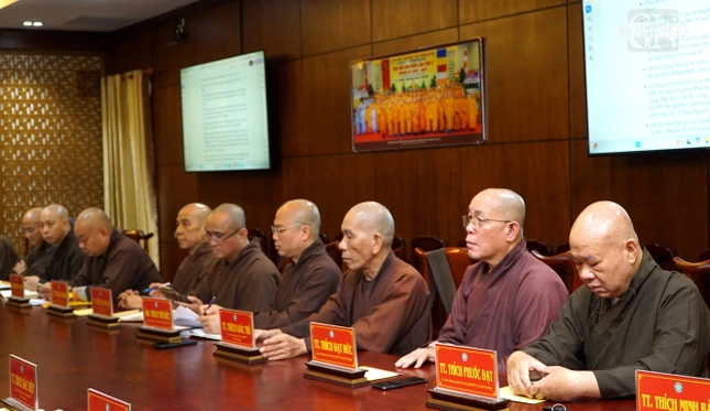 Chư tôn đức tham dự