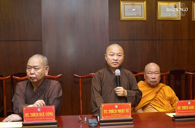 Thượng tọa Thích Nhật Từ đóng góp ý kiến