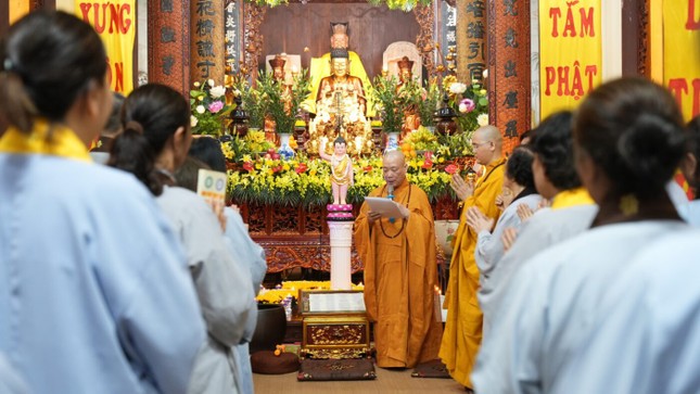 Hòa thượng Thích Bảo Nghiêm đã tuyên đọc bức Thông điệp Phật đản Phật lịch 2569 của Đức Đệ tứ Pháp chủ GHPGVN