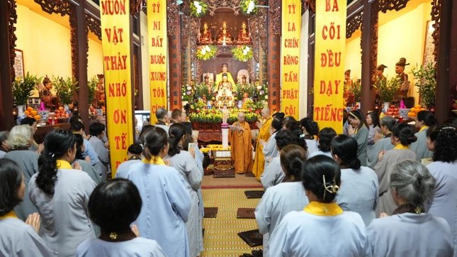 Đạo tràng Pháp Hoa - chùa Lý Triều Quốc Sư kính mừng Phật đản Đạo tràng Pháp Hoa - chùa Lý Triều Quốc Sư kính mừng Phật đản