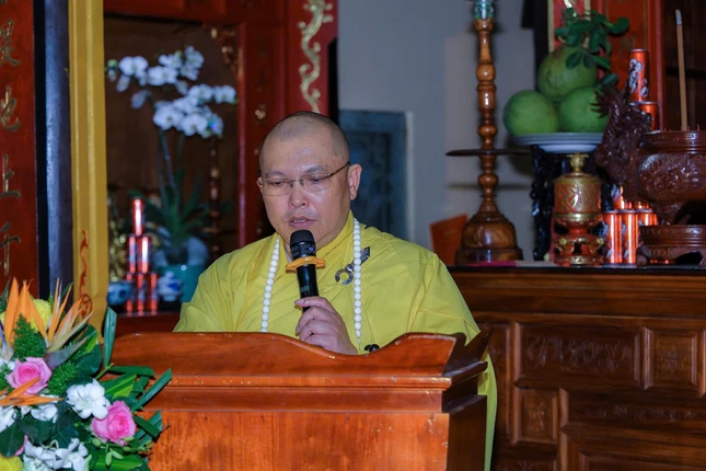 Thượng tọa Thích Quảng Cao cung tuyên Thông điệp Phật đản Phật lịch 2569 của Đức Đệ tứ Pháp chủ GHPGVN