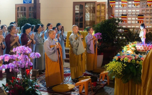 Chùa Hải Vân trang nghiêm tổ chức Đại lễ Phật đản Phật lịch 2569. Chùa Hải Vân trang nghiêm tổ chức Đại lễ Phật đản Phật lịch 2569.