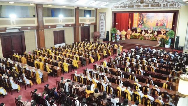 Quang cảnh Đại lễ Phật đản tại Học viện Phật giáo VN tại Hà Nội