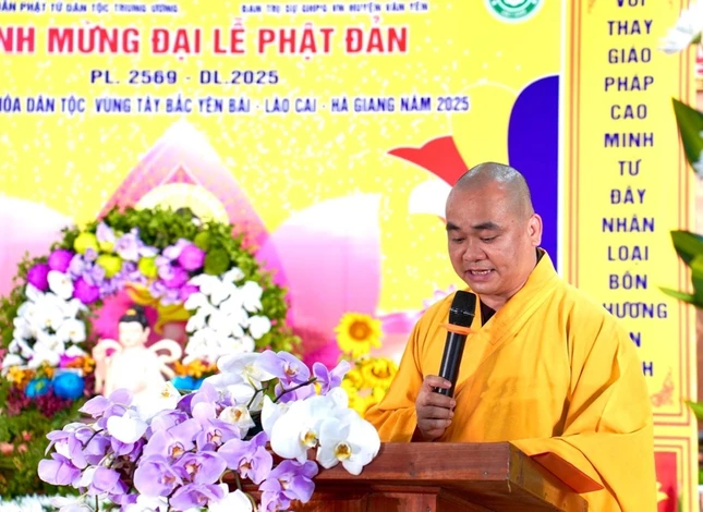 Đại đức Thích Chân Định phát biểu khai mạc Đại đức Thích Chân Định phát biểu khai mạc