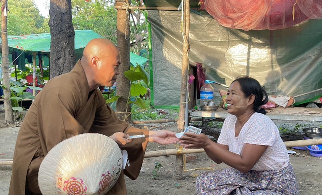 Chia sẻ đầy cảm xúc động