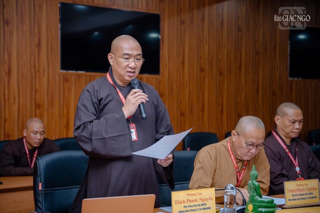 Thượng tọa Thích Phước Nguyên báo cáo tổng hợp các Phật sự liên quan