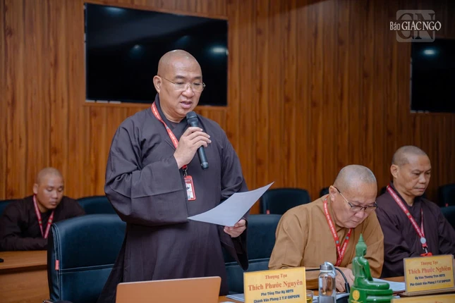 Thượng tọa Thích Phước Nguyên báo cáo tổng hợp các Phật sự liên quan