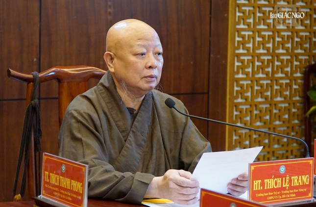 Hòa thượng Thích Lệ Trang chủ trì buổi họp Hòa thượng Thích Lệ Trang chủ trì buổi họp