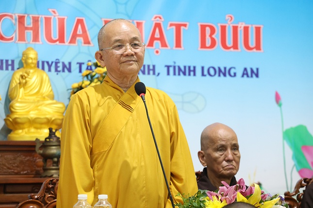 Hòa thượng Thích Minh Thiện phát biểu chỉ đạo