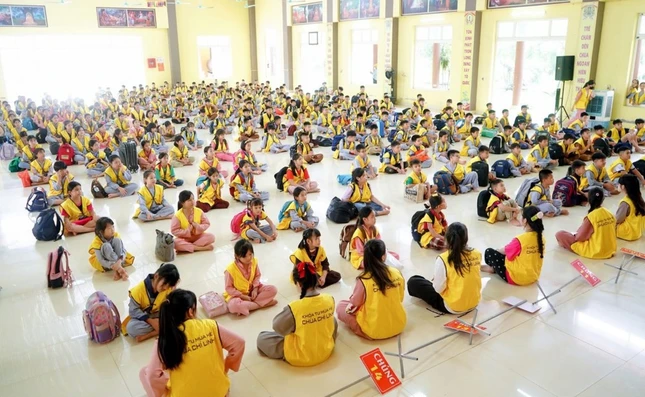 Ban Tổ chức mong sẽ tạo những kỷ niệm thật đẹp trong mùa hè đến các thanh thiếu nhi