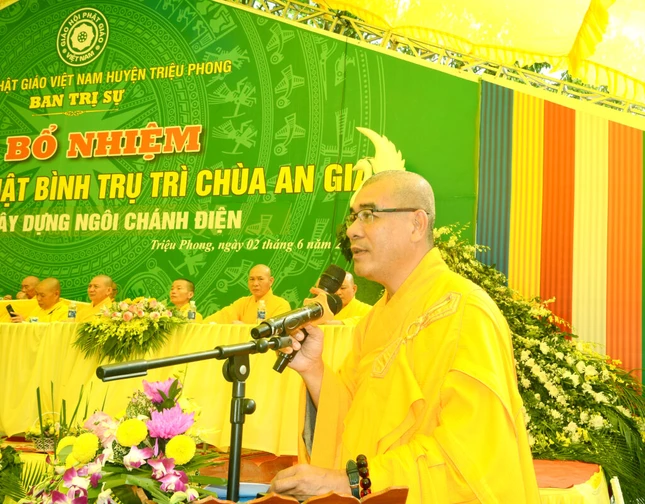 Đại đức Thích Nguyên Mãn phát biểu khai mạc Đại đức Thích Nguyên Mãn phát biểu khai mạc