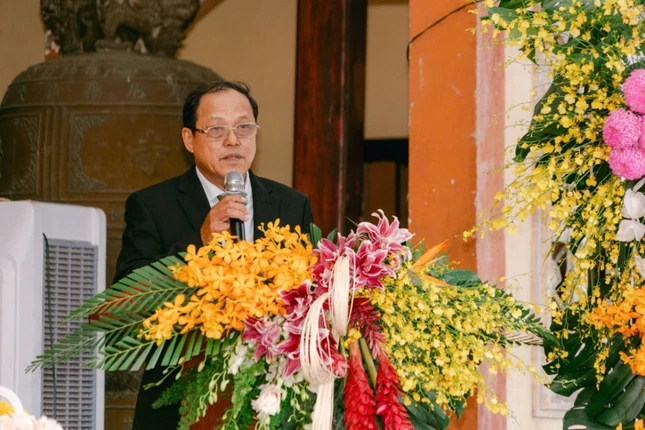 Ông Lê Đức Sĩ phát biểu