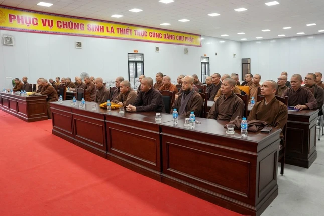 Chư tôn đức Ban Giảng sư của 18 trường hạ Phật lịch 2569 tham dự Chư tôn đức Ban Giảng sư của 18 trường hạ Phật lịch 2569 tham dự