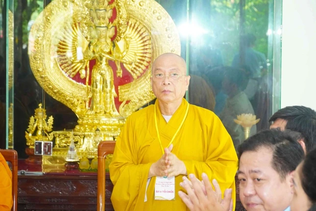 Thượng tọa Thích Huệ Khai làm Trưởng ban Quản trị chùa Từ Đức Thượng tọa Thích Huệ Khai làm Trưởng ban Quản trị chùa Từ Đức