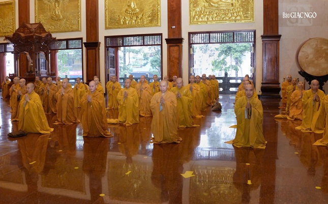 Lễ tác pháp thọ an cư bắt đầu 3 tháng nghiêm trì tu tập, trưởng dưỡng đạo lực Lễ tác pháp thọ an cư bắt đầu 3 tháng nghiêm trì tu tập, trưởng dưỡng đạo lực