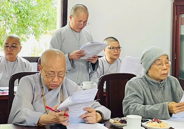 Buổi họp với sự tham dự của chư Ni Phân ban Ni giới T.Ư Buổi họp với sự tham dự của chư Ni Phân ban Ni giới T.Ư