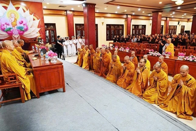 Chư hành giả trường hạ tùng lâm Quán Sứ